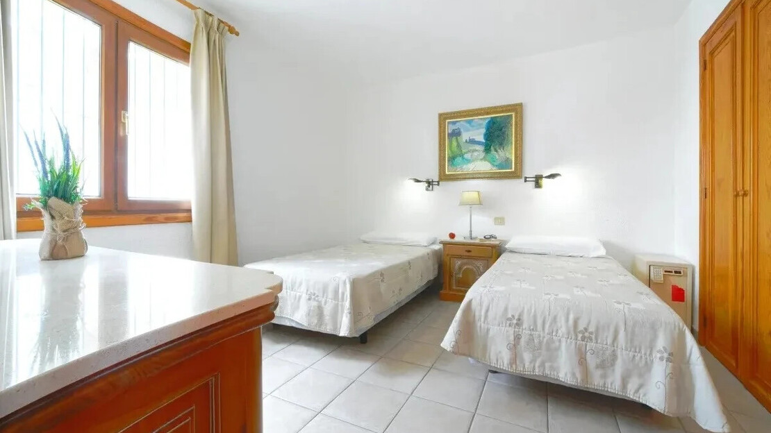 Ona Beverly Hills Suites